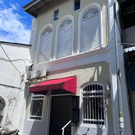 Hotel Sunshine House George Town Esterno foto