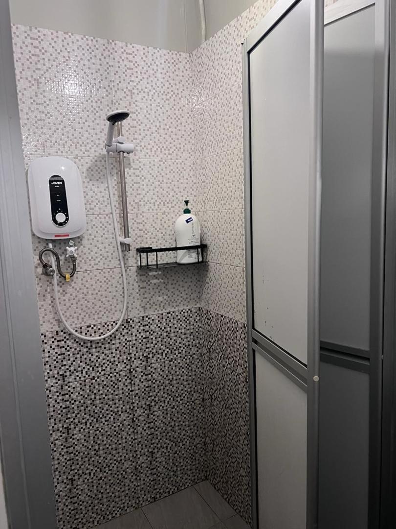 Hotel Sunshine House George Town Esterno foto
