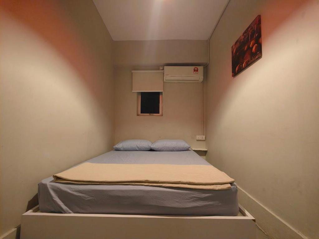 Hotel Sunshine House George Town Esterno foto