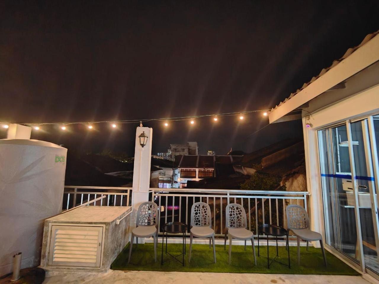 Hotel Sunshine House George Town Esterno foto