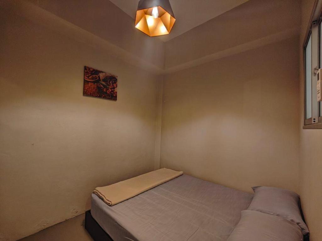 Hotel Sunshine House George Town Esterno foto